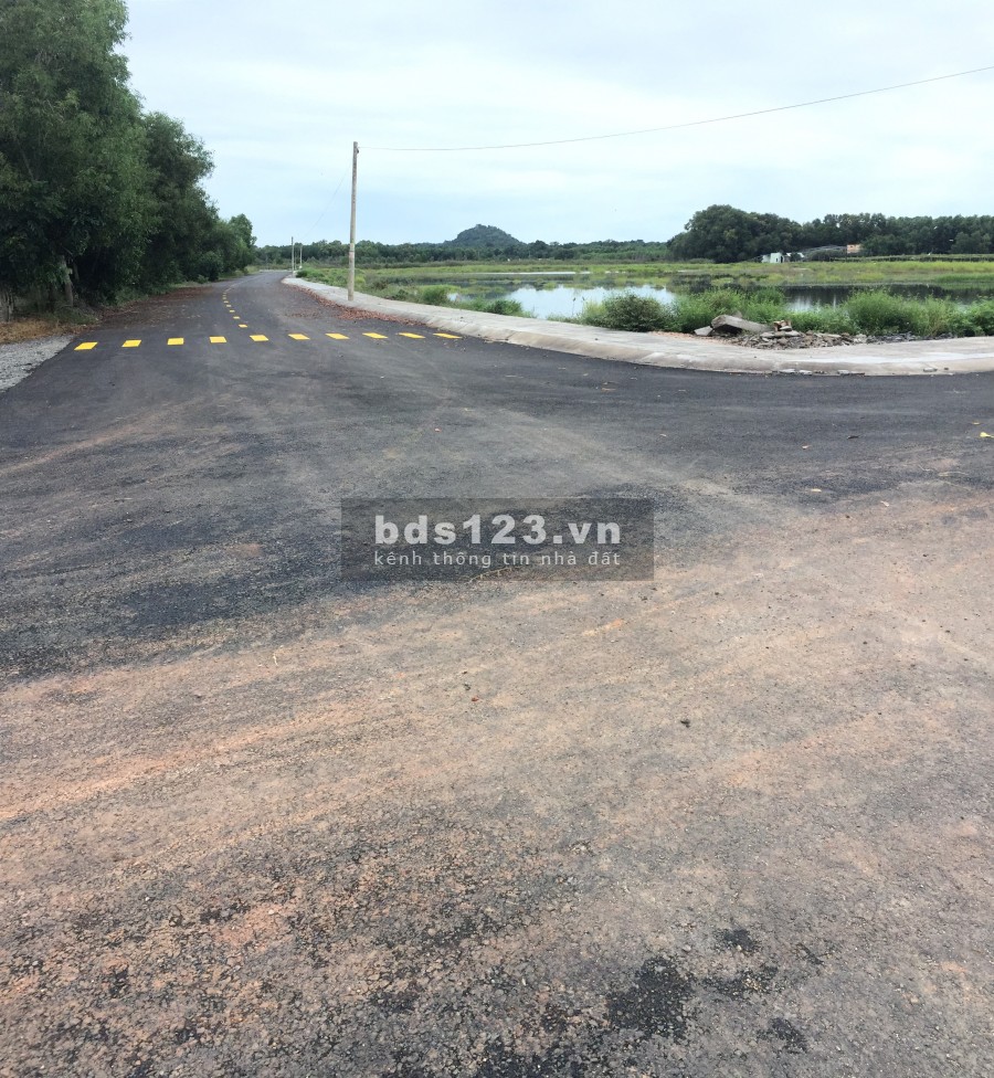 Đất biển Hồ Tràm cho khách lấy lộc đầu năm chỉ 1,5 tỷ. DT 153m2 cách biển 2,3km. Mặt tiền đường ODA 12m
