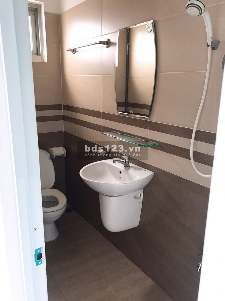 Cho thuê Ngọc Khánh Tower đầy đủ nội thất, ngay cầu chữ Y quận 5