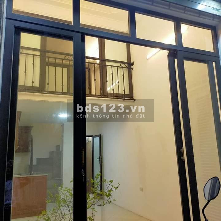 Nhà đẹp, 4 tầng khu vực cầu đền, hai bà trưng