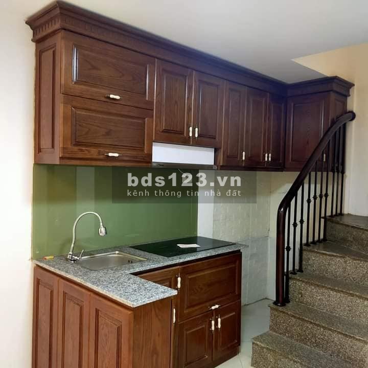 Nhà đẹp, 4 tầng khu vực cầu đền, hai bà trưng