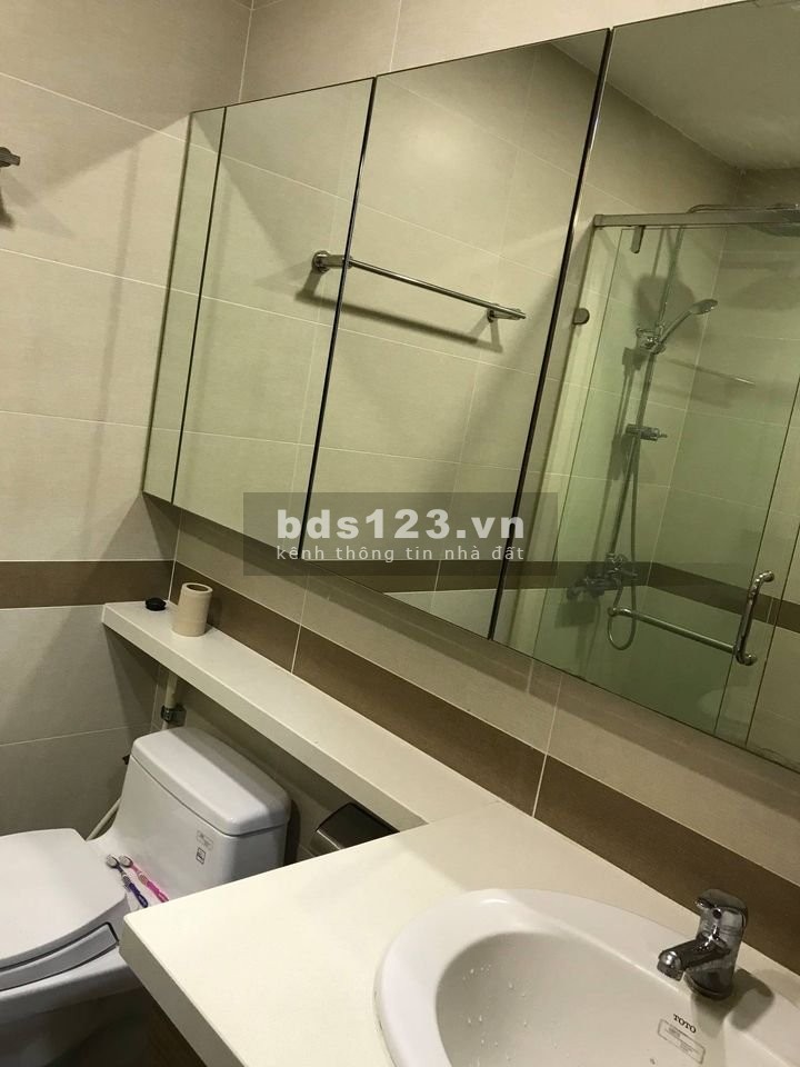 CH 03PN, 93m2, HC: Nam, tầng đẹp, full đồ giá chỉ 40tr/m2 tại Tràng An Complex.