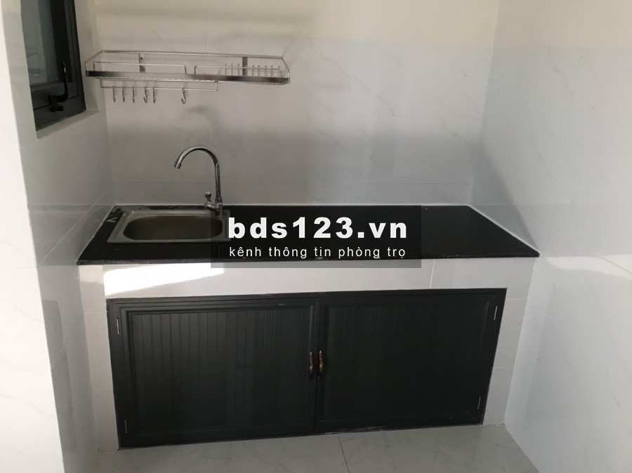 Phòng trọ có gác mới xây nội thất cơ bản đường Lâm Văn Bền Quận 7 giá chỉ từ 3tr5