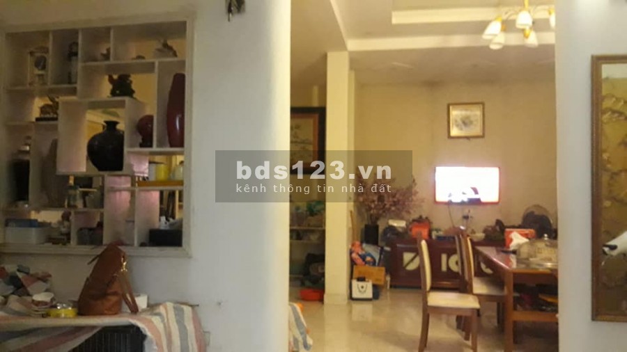 Bán nhà Cầu Giấy, lô góc, ô tô, kinh doanh, 130m2 x 4T, MT 7.5m, 16.4 tỷ.