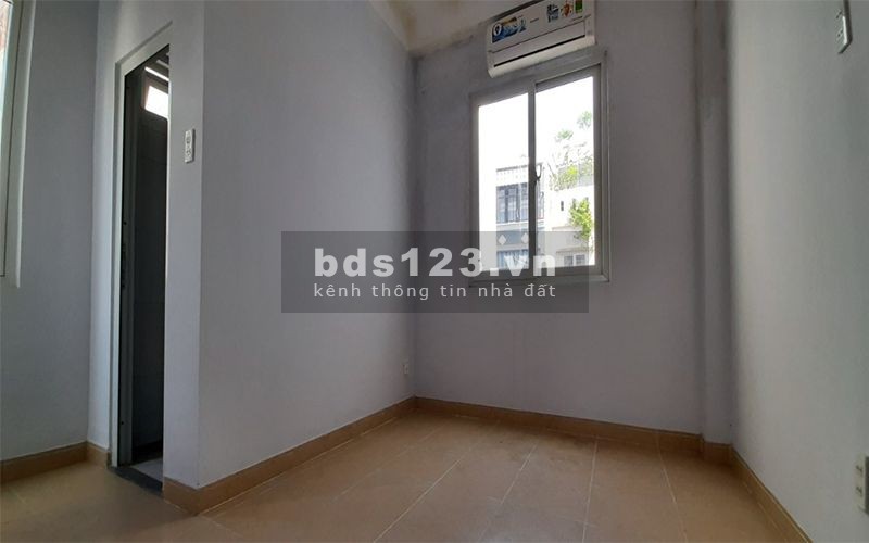 BÁN NHÀ HUỲNH VĂN BÁNH PHÚ NHUẬN - 38M2 CHỈ NHỈNH 4 TỶ - Ô TÔ - CÁCH NHÀ 20M2