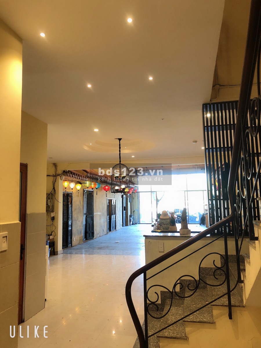 Cho thuê nhà mặt tiền đường 2/9 hải châu đà nẵng diện tích 210 m² ngang 7m