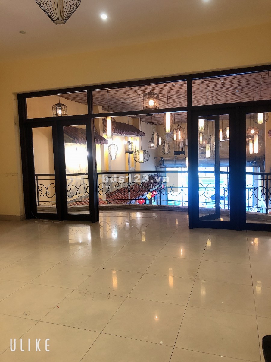 Cho thuê nhà mặt tiền đường 2/9 hải châu đà nẵng diện tích 210 m² ngang 7m