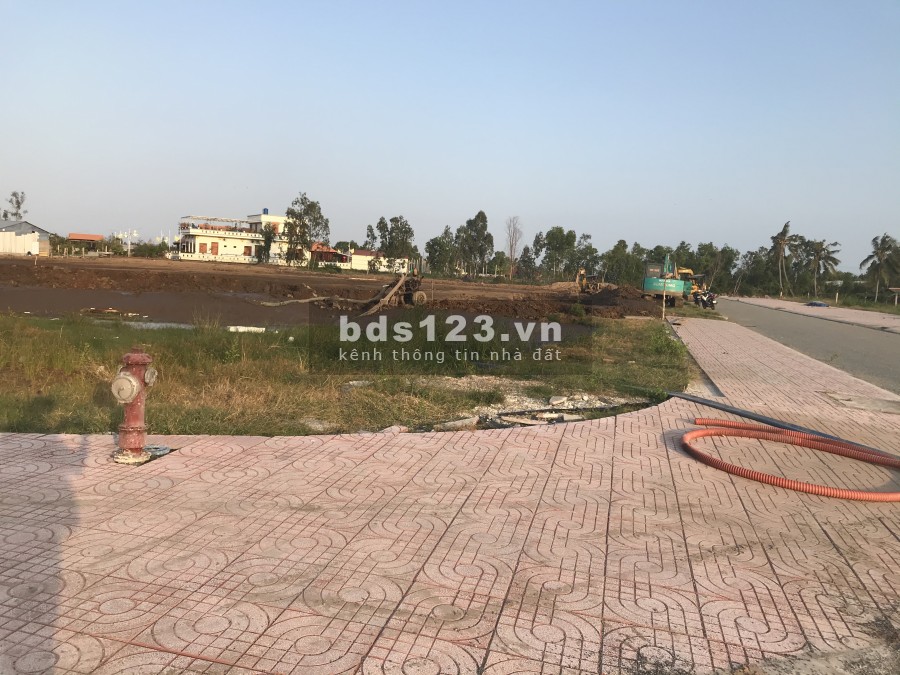 Đất nền chợ gần cụm công nghiệp sổ Hồng riêng