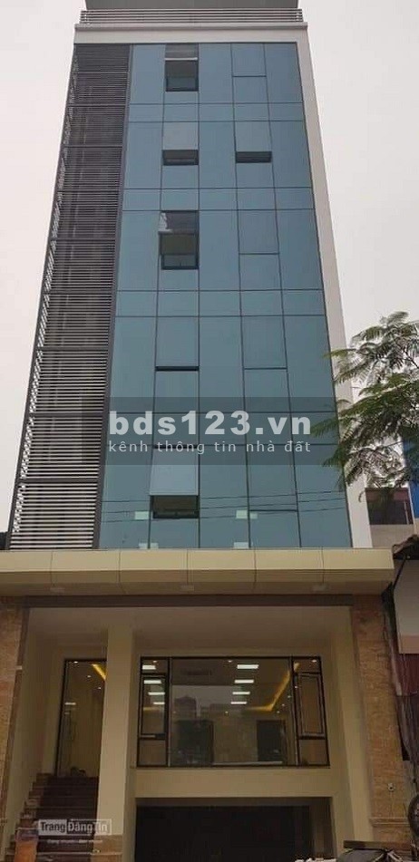 Tôi cần bán gấp nhà 7 tầng mặt phố Khâm Thiên giá 24 tỷ.