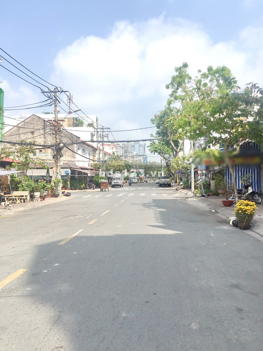 Bán nhà 6.52x25m Mặt tiền đường Nguyễn Quyền Phường 11 Quận 8
