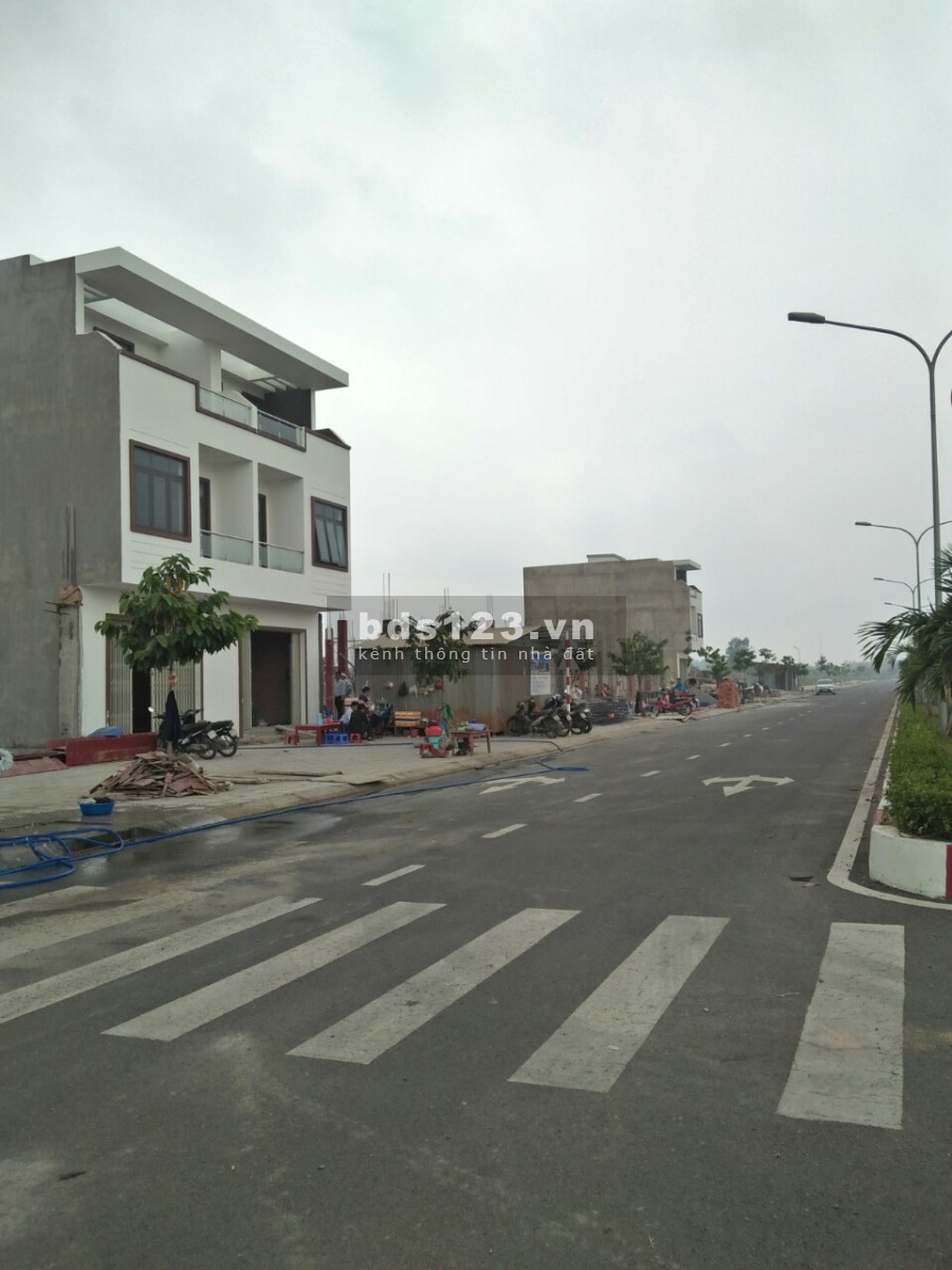 Đất ngay trung tâm hành chính trảng bom, mặt tiền Ql1a 14tr/m2. Shr,thổ cư, còn vài lô lh ngay 0972094730