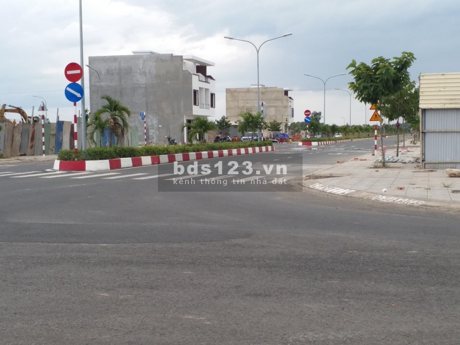 Đất ngay trung tâm hành chính trảng bom, mặt tiền Ql1a 14tr/m2. Shr,thổ cư, còn vài lô lh ngay 0972094730