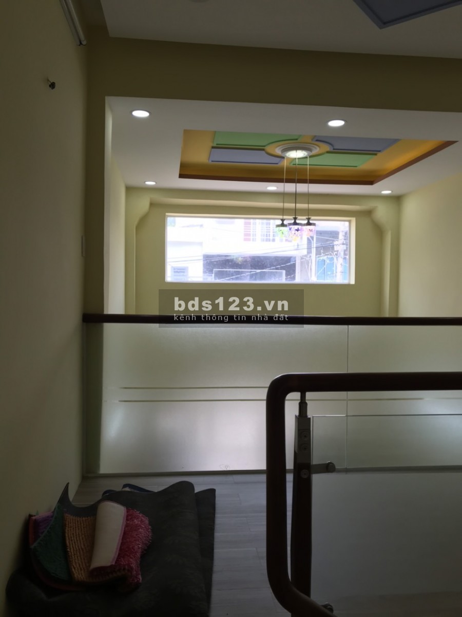 Kẹt tiền bán gấp nhà HXH 7m Cư Xá Phú Lâm A, P.12, Quận 6.