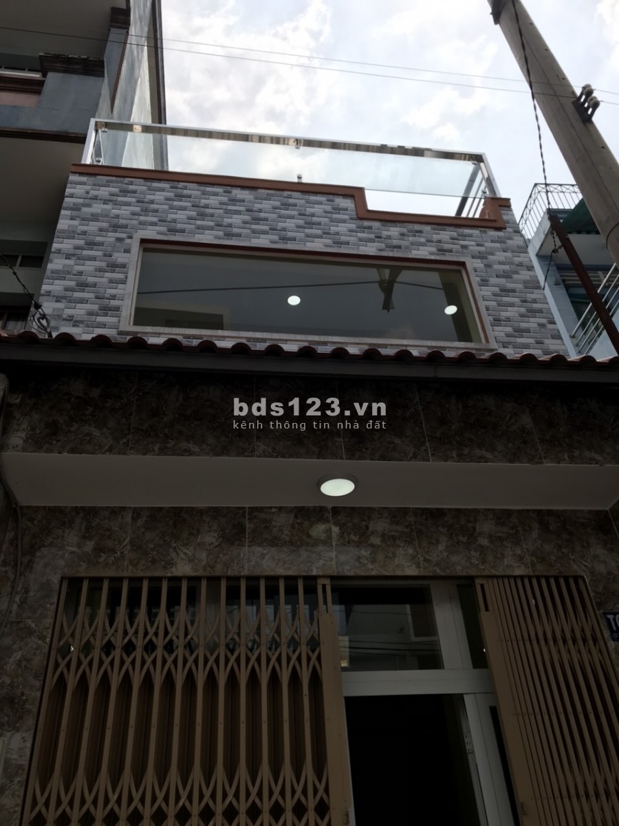 Kẹt tiền bán gấp nhà HXH 7m Cư Xá Phú Lâm A, P.12, Quận 6.