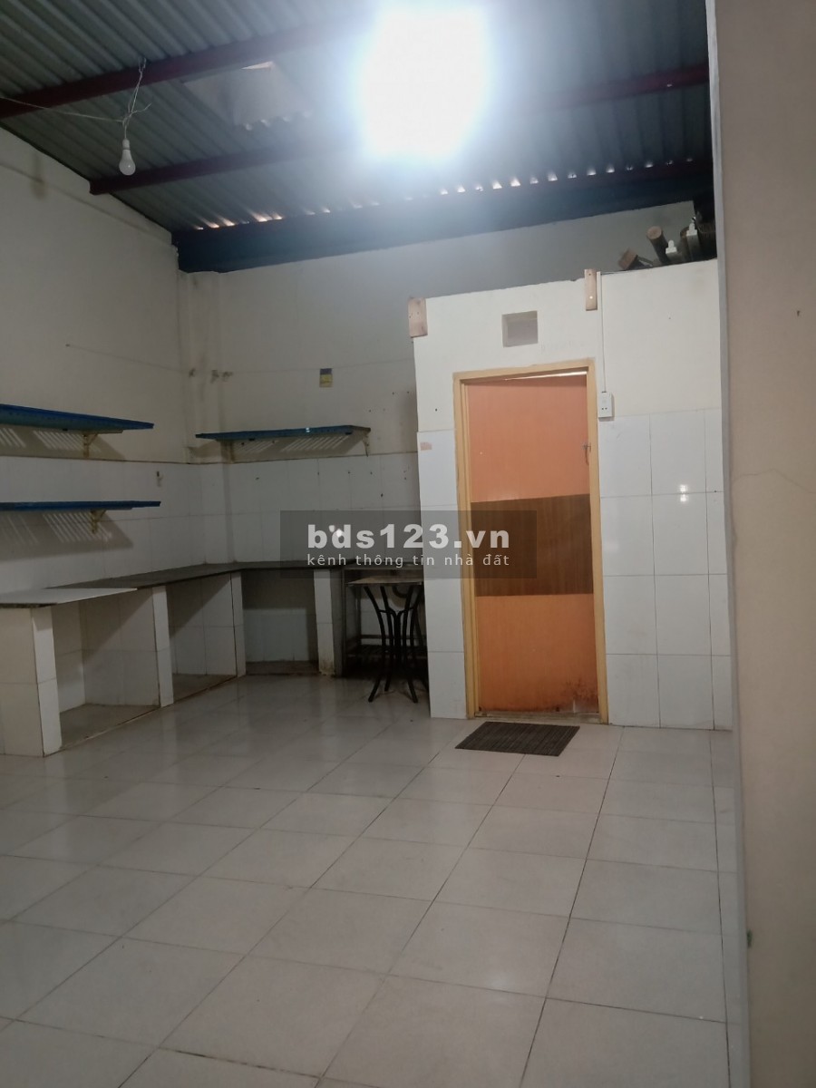 Cho thuê nhà nguyên căn DTSD 110m2 quận Tân Bình