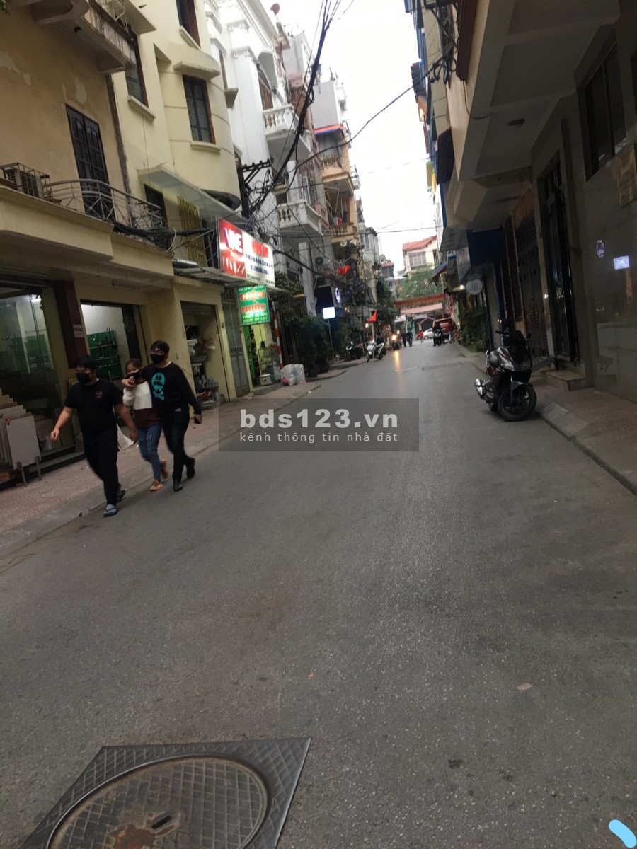 Bán nhà Lê Thanh Nghị, HBT, Phân lô, Ô tô chạy, Vỉa hè, 47m2, 3T, mt4M, 7.8 tỷ