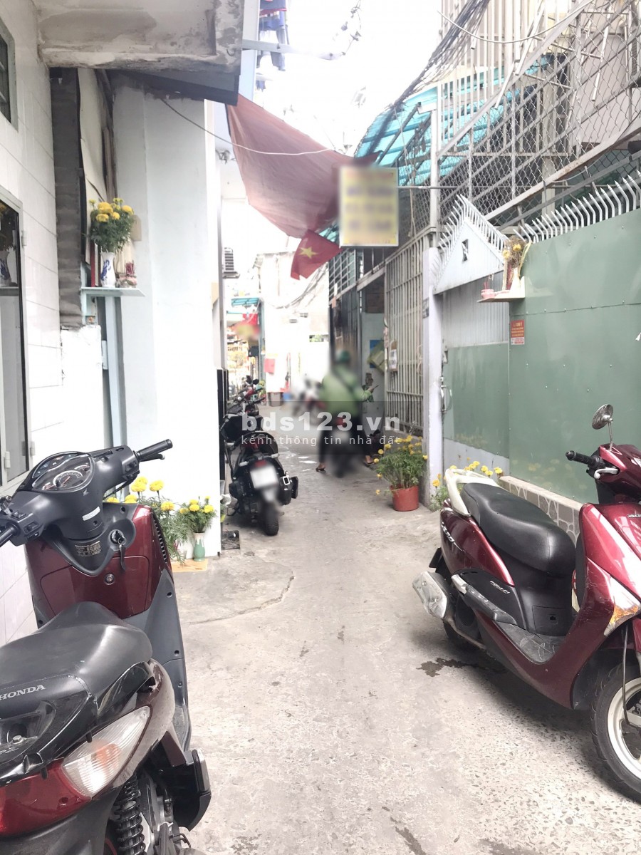 Nhà mới, nở hâu, 1lầu căn góc hẻm Chánh Hưng P9 Q8