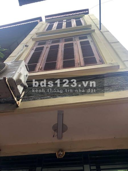 YÊN HÒA 31M, 3TẦNG CHỈ CÓ 2TY8 SỔ ĐỎ CHÍNH CHỦ VỀ Ở LUÔN .