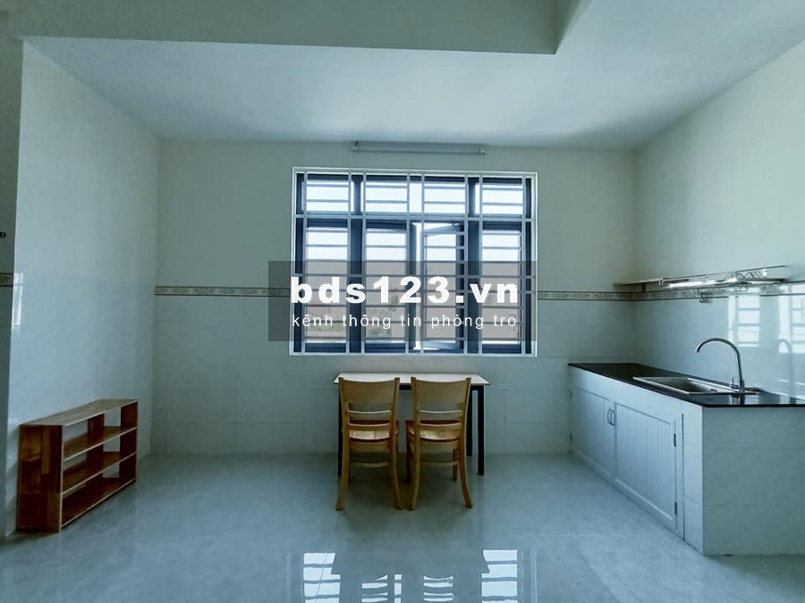 Cho thuê phòng mới xây tại quận 12 gần trường ĐH Nguyễn tất thành giá 2.8 triệu/ tháng