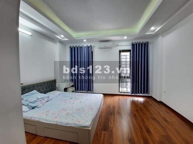 Bán nhà Nguyễn Khang – Cầu Giấy. Lô góc Kinh doanh Ôtô đỗ cửa. Mặt tiền 10.5m. 5,9 tỷ.