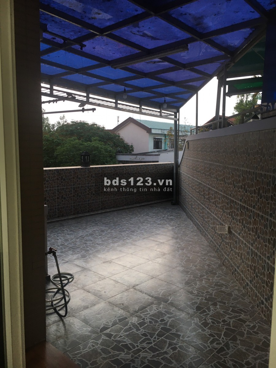 Chính chủ cần bán hai căn căn hộ Thuận Việt điều có sân vườn Đ/C 319 Lý Thường Kiệt Phường 15 Quận 11.