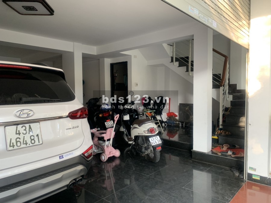 Cho thuê MBKD 50m2 hai mặt tiền 10m gần Đống Đa, Hải Châu