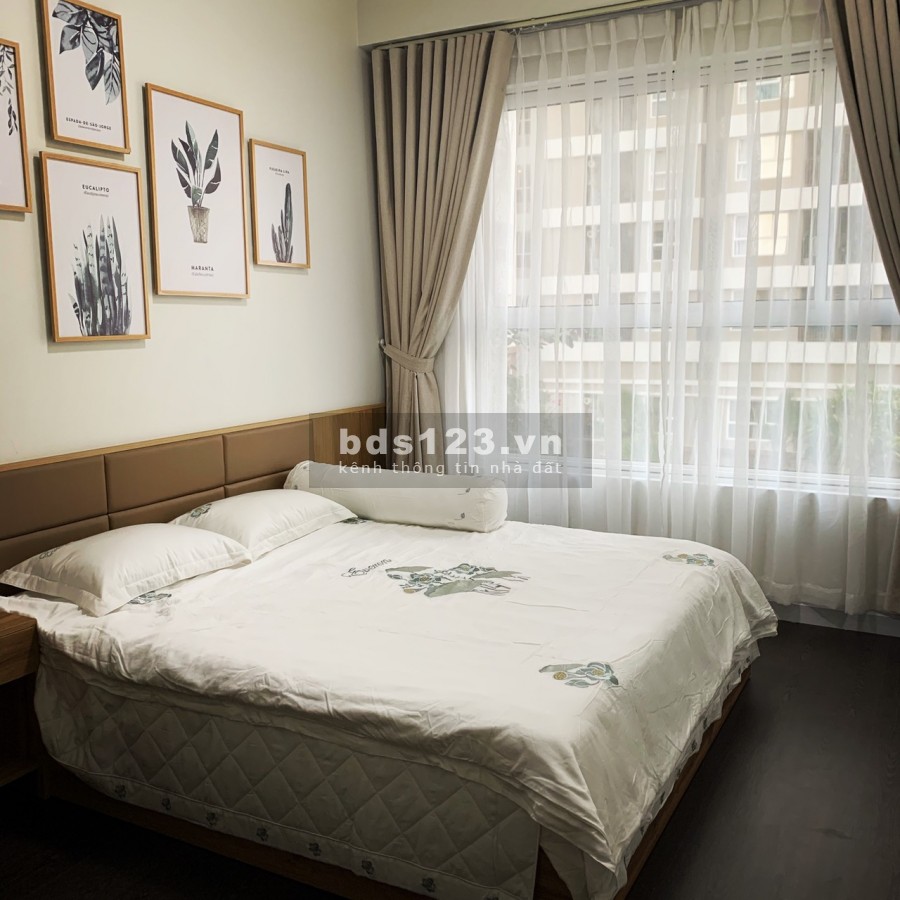 Cần bán gấp căn hộ giá 4.150 tỷ / GOLDEN MANSION/Novaland khu sân bay 75M/2PN view ngay hồ bơi, nhà Full đẹp,mát