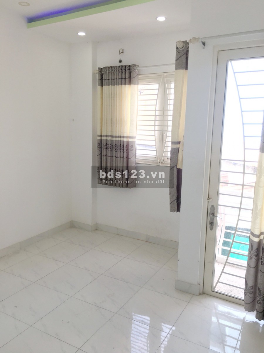 Nhà mới, đẹp, nở hậu, 2 lầu, hẻm 232 Hưng Phú phường 9 Quận 8