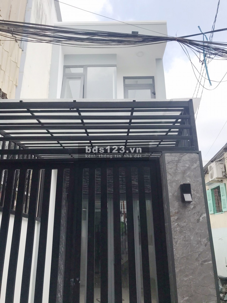 Nhà mới, nở hâu, 1lầu căn góc hẻm Chánh Hưng P9 Q8