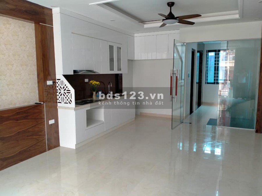Bán nhà phố Trung Kính, ô tô, kinh doanh, 46m2 x 7 tầng, 11.8 tỷ.