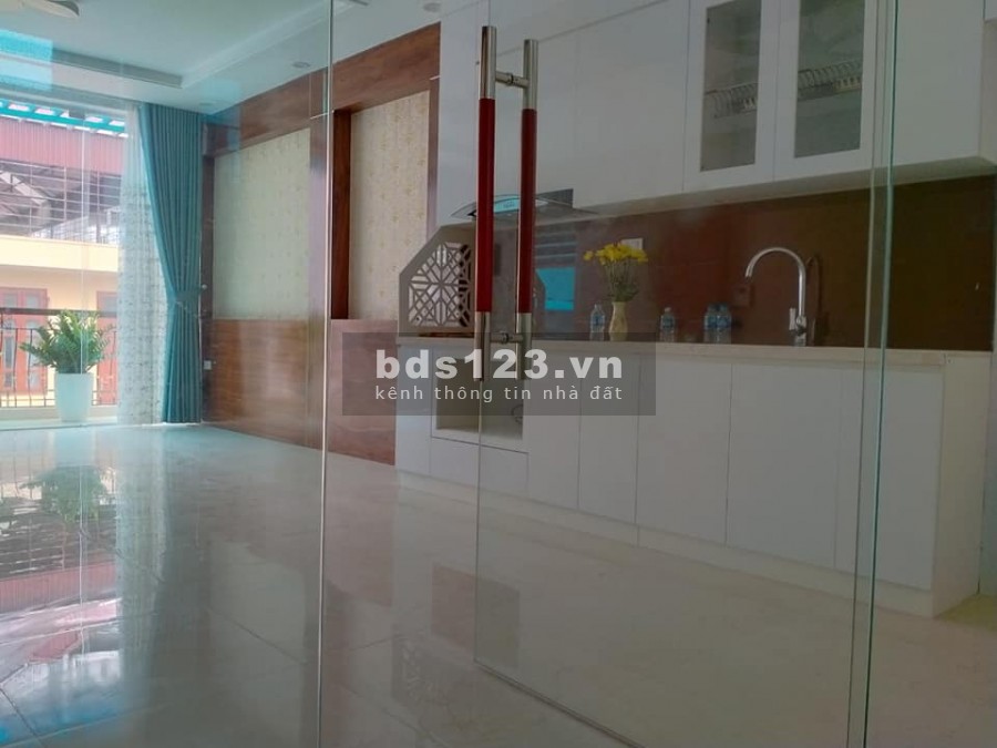Bán nhà phố Trung Kính, ô tô, kinh doanh, 46m2 x 7 tầng, 11.8 tỷ.