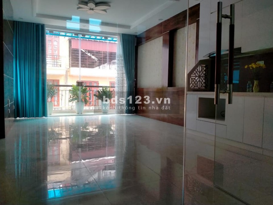 Bán nhà phố Trung Kính, ô tô, kinh doanh, 46m2 x 7 tầng, 11.8 tỷ.