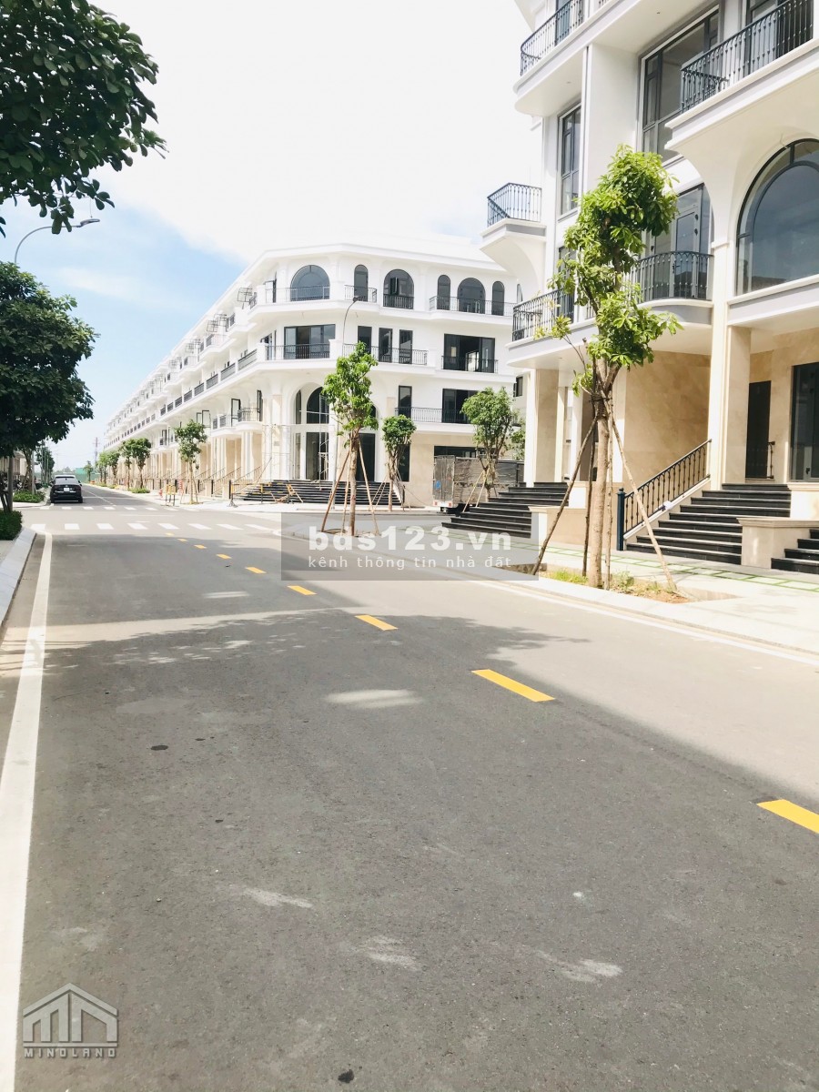 Cho thuê 2 tầng (230m2) làm văn phòng trong KDC Vạn Phúc City Thủ Đức