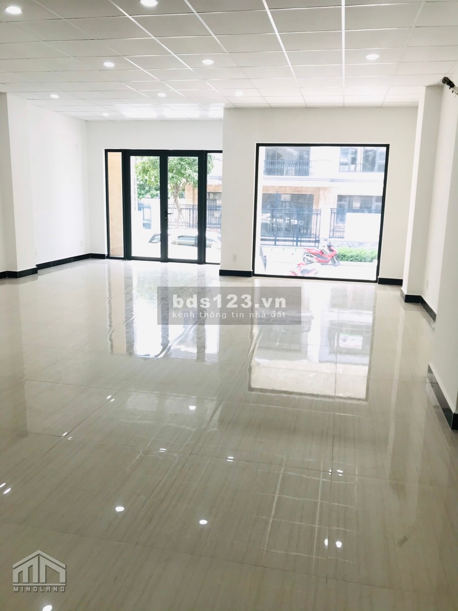 Cho thuê 2 tầng (230m2) làm văn phòng trong KDC Vạn Phúc City Thủ Đức