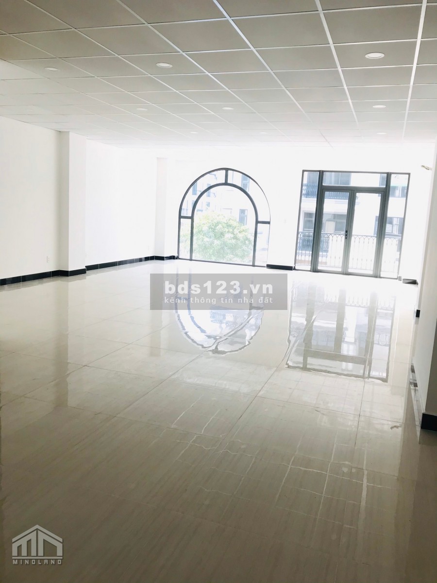 Cho thuê 2 tầng (230m2) làm văn phòng trong KDC Vạn Phúc City Thủ Đức