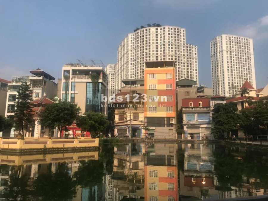 Bán Biệt Thự Phố Cự Lộc 130m2 MT9.2m 3 thoáng gara ô tô view Hồ chỉ 14.8 tỷ