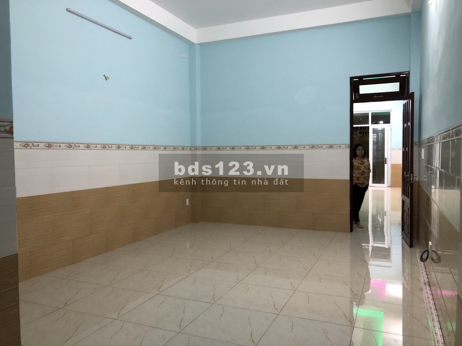 NHÀ MỚI XÂY NGUYÊN CĂN 3 TẤM ( 75m2)