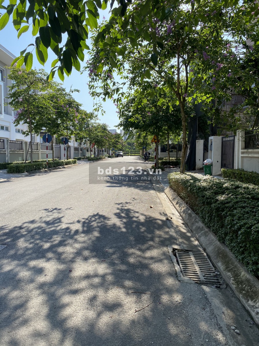 Bán biệt thự khu K Ciputra 180m2 mặt đường đôi 30m - 0974606535 Mai