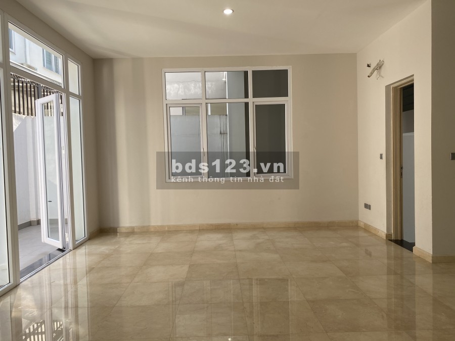 Bán biệt thự khu K Ciputra 180m2 mặt đường đôi 30m - 0974606535 Mai