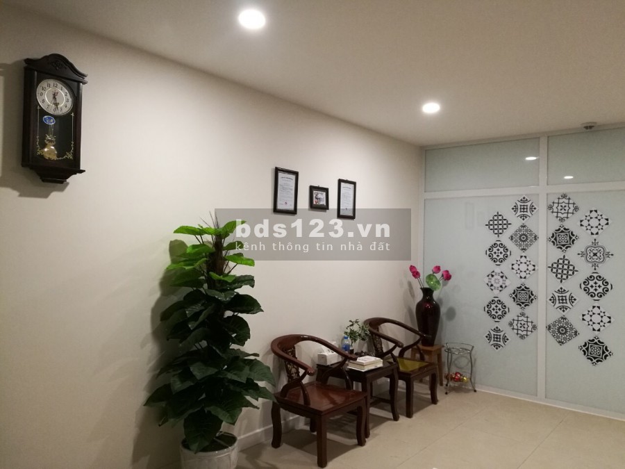 Chính chủ bán chung cư Kosmo Tây Hồ - 87m2, tòa Novo, giá rẻ.