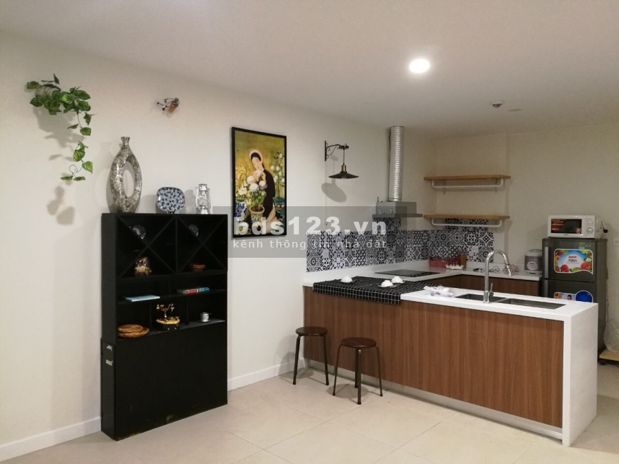 Chính chủ bán chung cư Kosmo Tây Hồ - 87m2, tòa Novo, giá rẻ.
