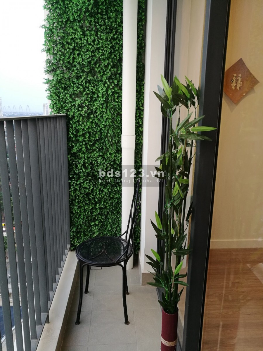 Chính chủ bán chung cư Kosmo Tây Hồ - 87m2, tòa Novo, giá rẻ.