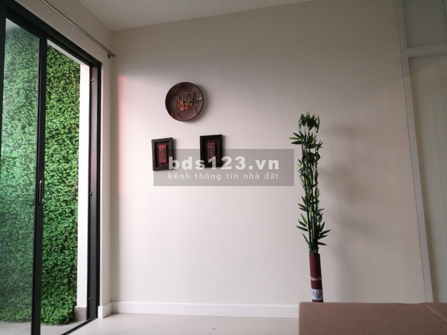 Chính chủ bán chung cư Kosmo Tây Hồ - 87m2, tòa Novo, giá rẻ.