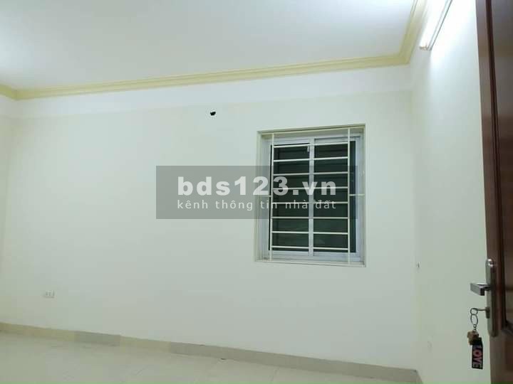 Chính chủ bán nhà phân lô cán bộ công an Xa La, Hà Đông,DT 52m2x 5.5 tầng Giá 4.75 tỷ LH 0972741489
