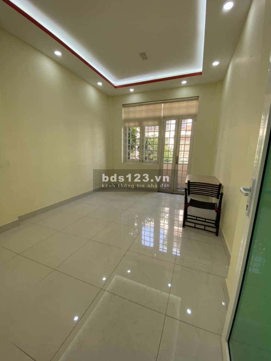 Cho Thuê Nhà HXT Nguyên Hửu Canh, 4L, trống suốt – 35tr