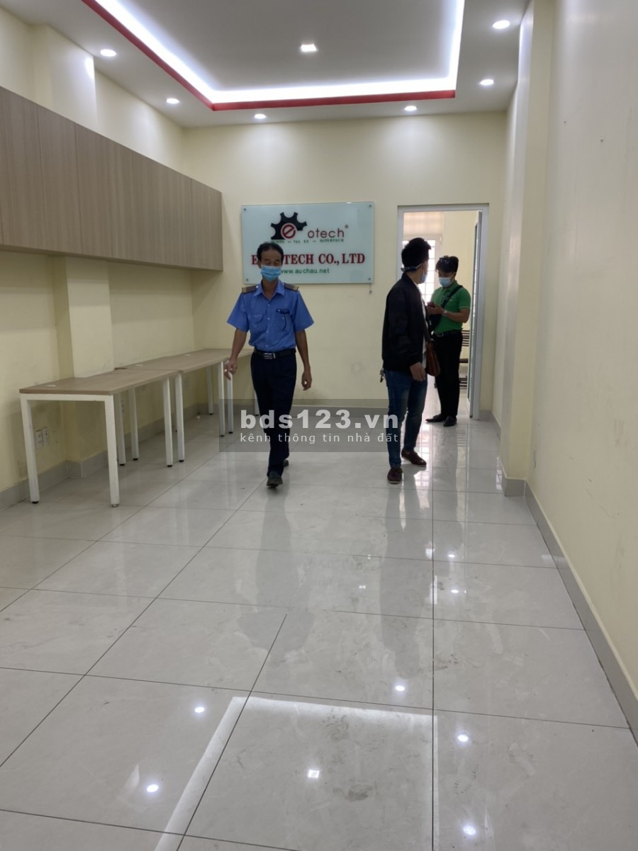 Cho Thuê Nhà HXT Nguyên Hửu Canh, 4L, trống suốt – 35tr
