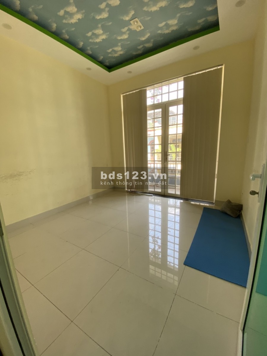 Cho Thuê Nhà HXT Nguyên Hửu Canh, 4L, trống suốt – 35tr