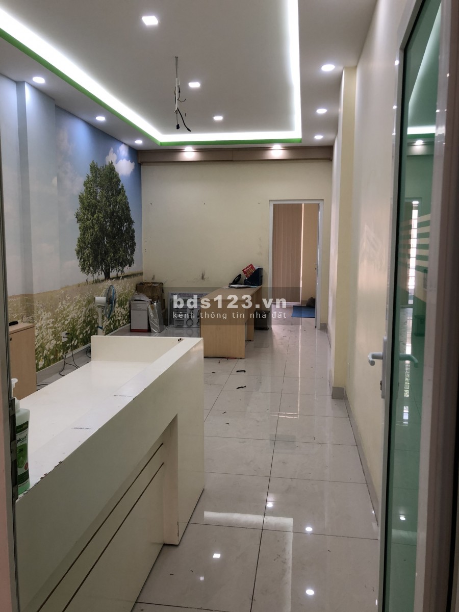 HXH Nguyễn Hữu Cảnh 4x18m 1T 4Lầu Suốt chuyên làm VP, CTY