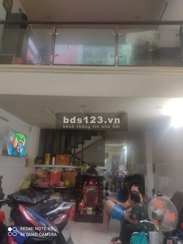 Bán Nhà Hẽm Quận 5 - ngay trung tâm không thiếu gì – Gía 11 Tỷ