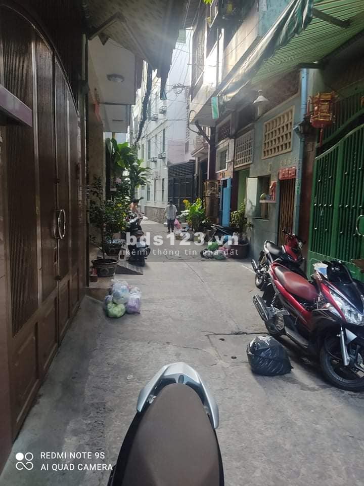 Bán Nhà Hẽm Quận 5 - ngay trung tâm không thiếu gì – Gía 11 Tỷ
