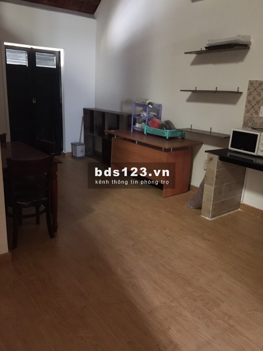 chính chủ cho thuê :giảm giá đầu năm cho người có nhu cầu thuê chdv full nội thất
